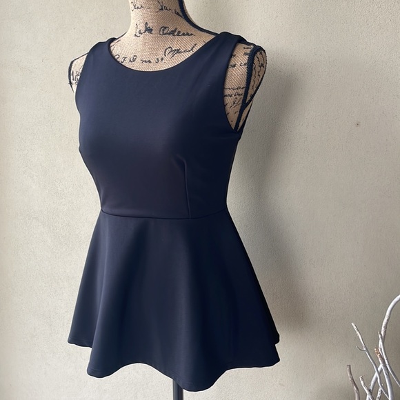 Nymphe top - Picture 2 of 9